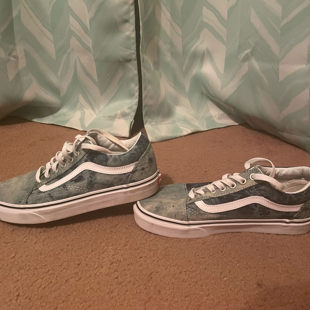Vans